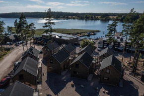 Laxhall Hotell Krog Konferens, Torsö